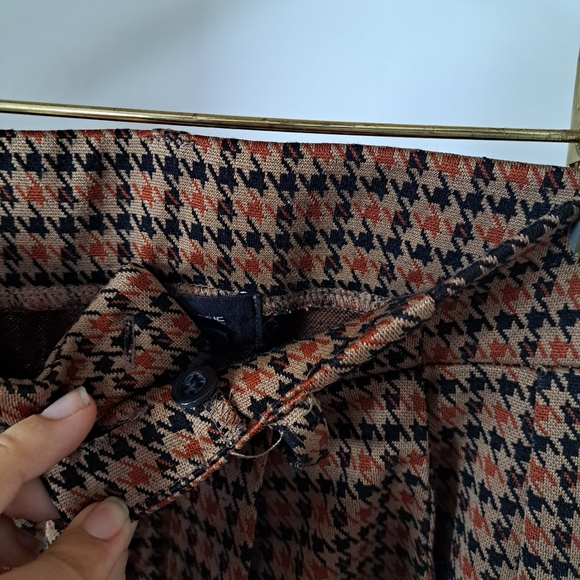 Ardene | Brown houndstooth stretchy pant - Picture 5 of 10